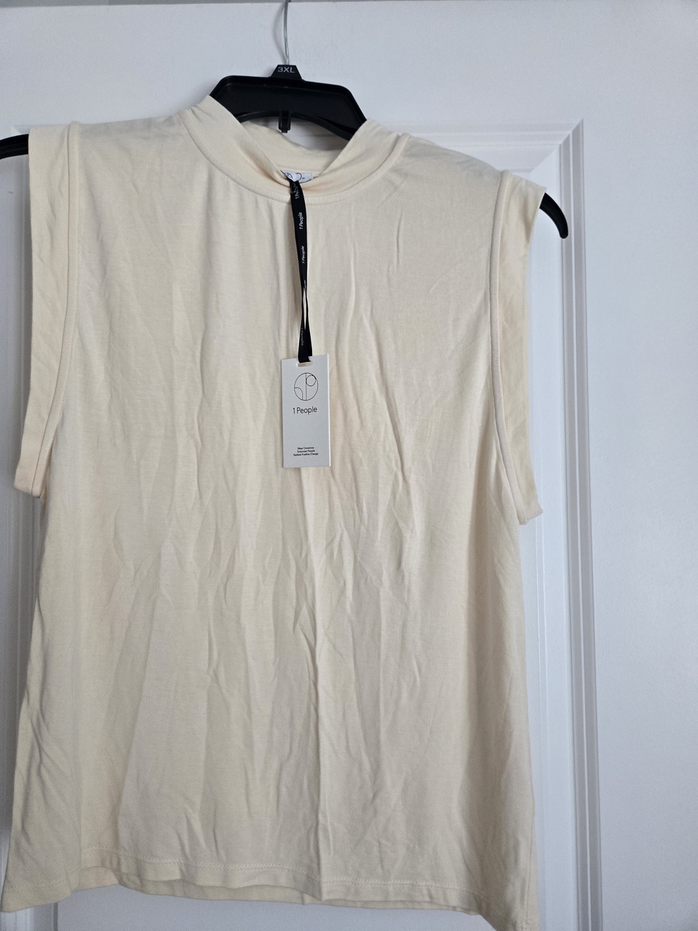 1 People Sleeveless Mock Neck Tank Top in Cream Nwt Med
